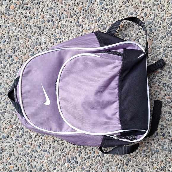 Nike swoosh mini purple 💜 backpack - Picture 3 of 8